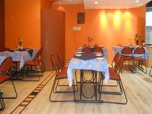 Hotel Celebration Κανπούρ Εξωτερικό φωτογραφία